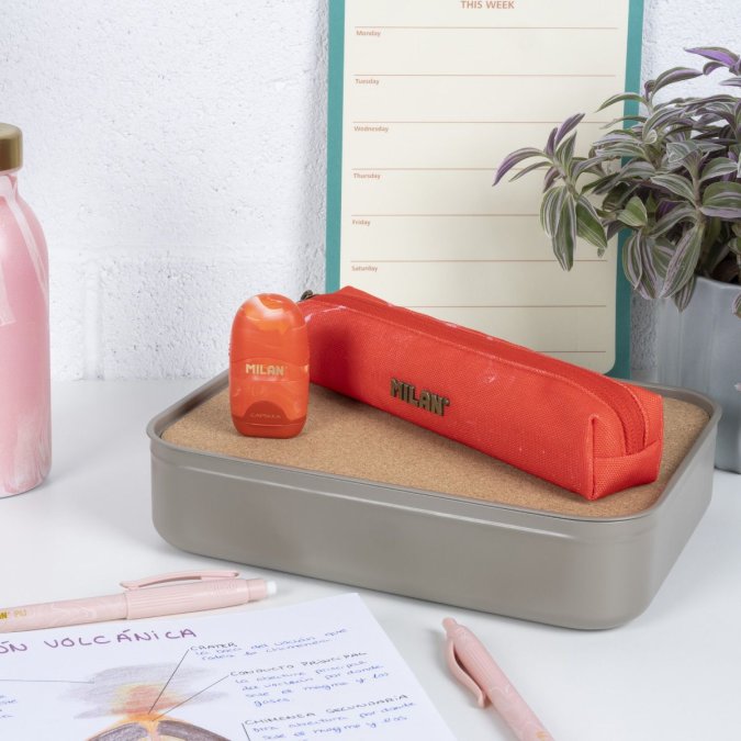 Penālis MILAN Lava Mini, sarkans